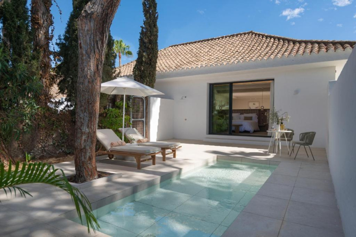 Anfitrion Villas & Suites