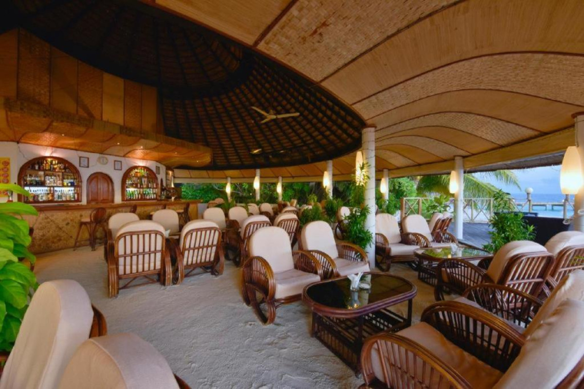 Angaga Island Resort & Spa