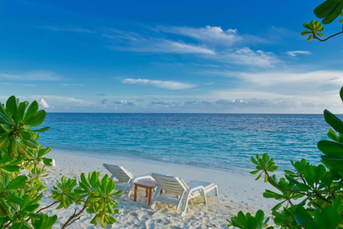 Angaga Island Resort & Spa