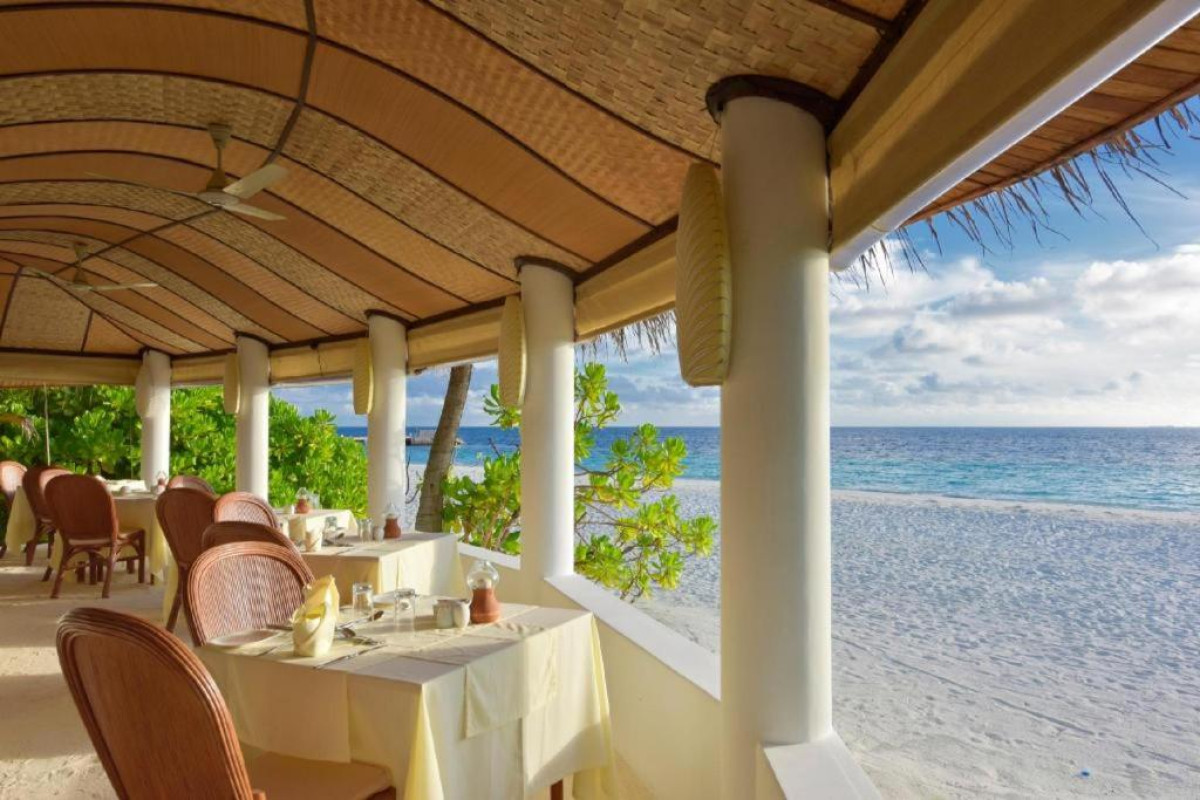 Angaga Island Resort & Spa