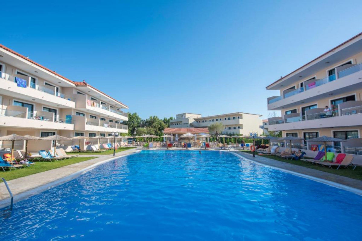 Hotel & Apts Angela Beach