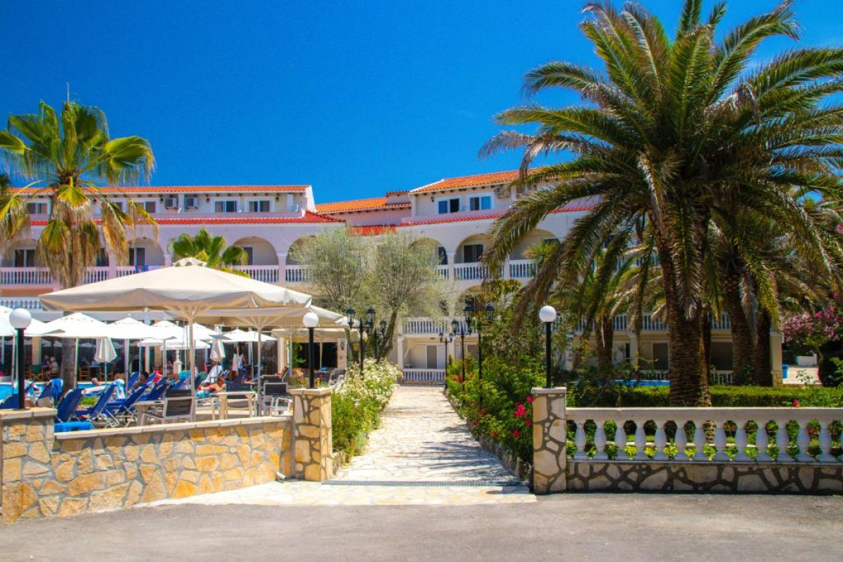 Hotel & Apts Angela Beach