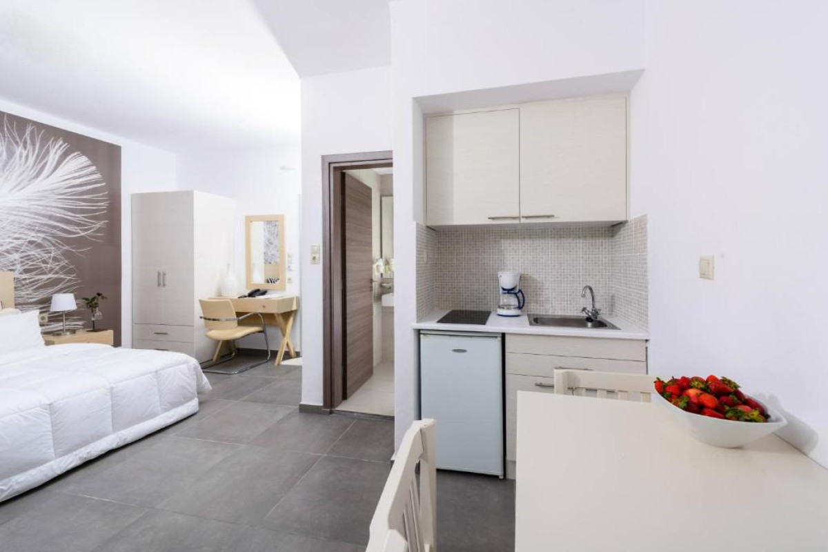 Angela Studios and Apartments