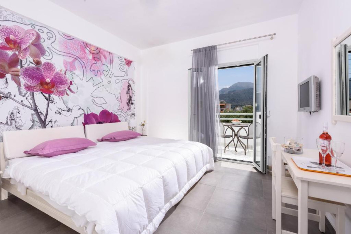 Angela Studios and Apartments
