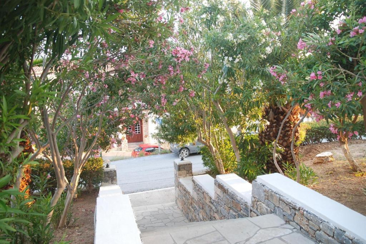 ANTHEMIS HOTEL APARTMENTS