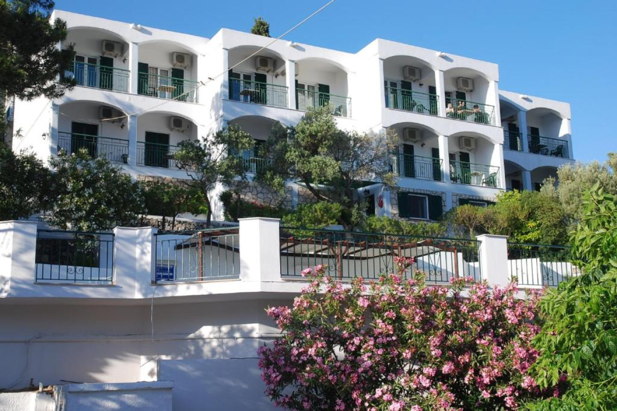ANTHEMIS HOTEL APARTMENTS