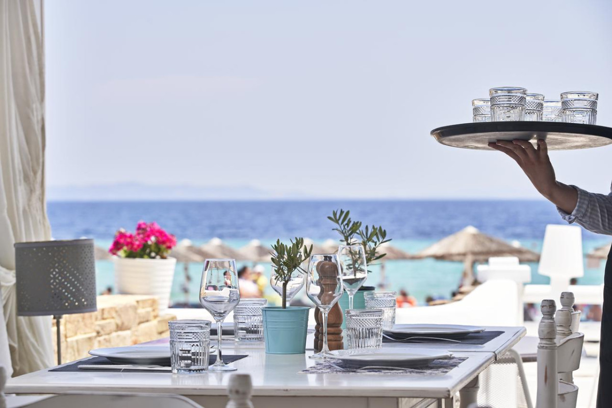 Antigoni Seaside Resort