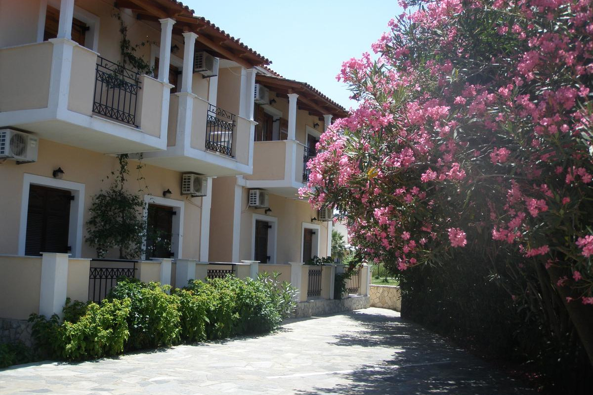 ANTONIO STUDIOS