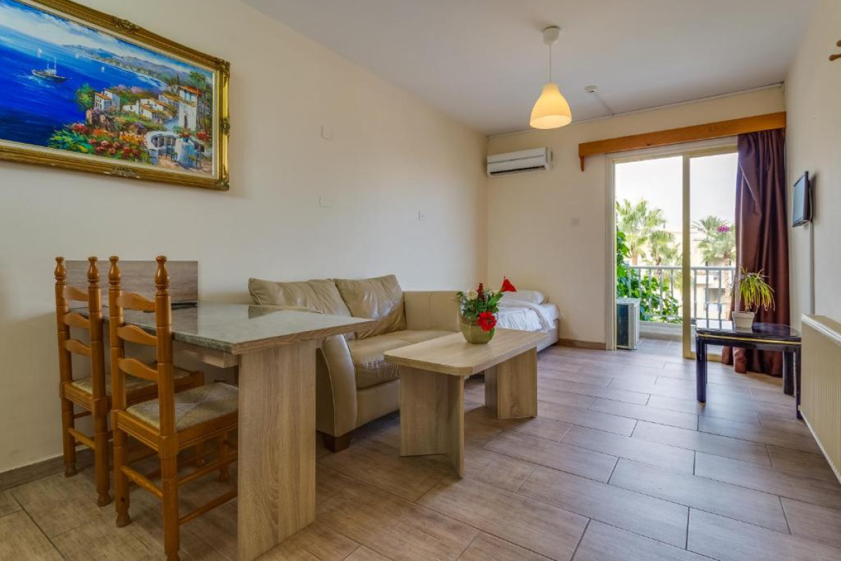 ANTONIS G. HOTEL APARTMENTS