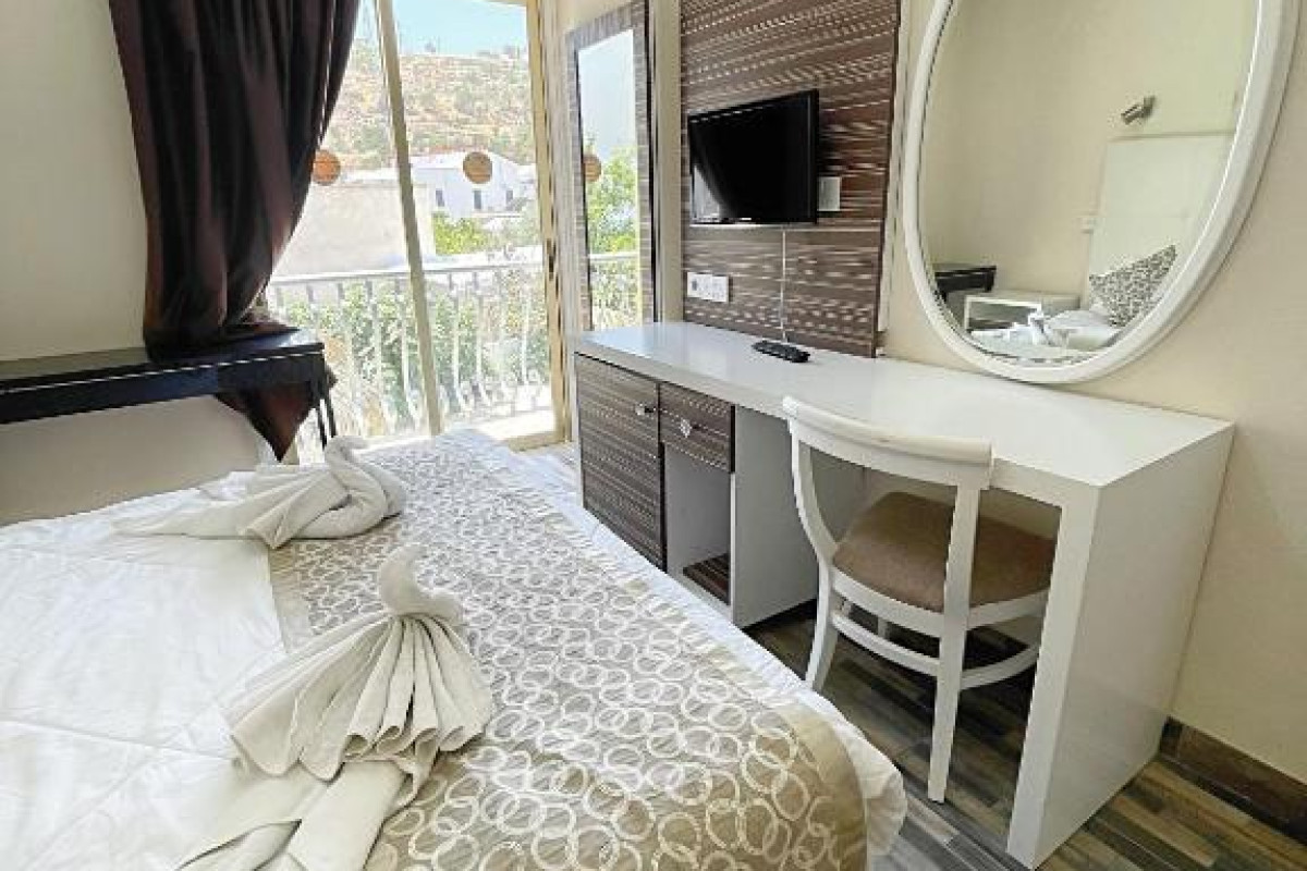 ANTONIS G. HOTEL APARTMENTS