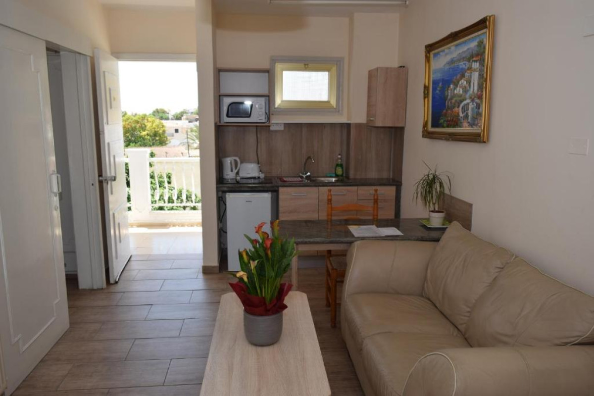ANTONIS G. HOTEL APARTMENTS