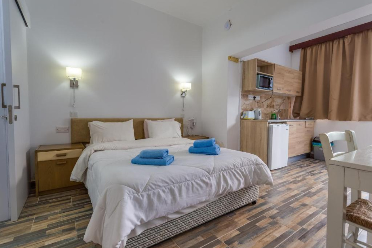 ANTONIS G. HOTEL APARTMENTS
