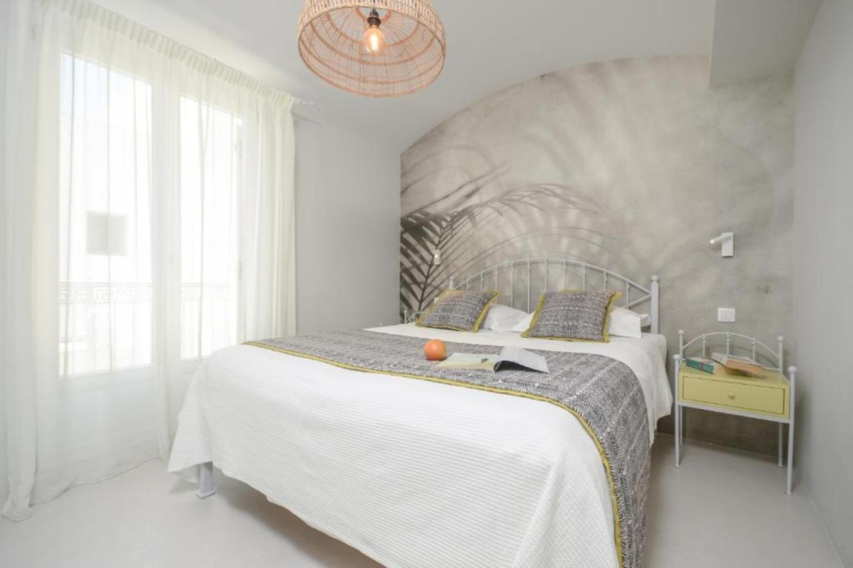 Antony Suites