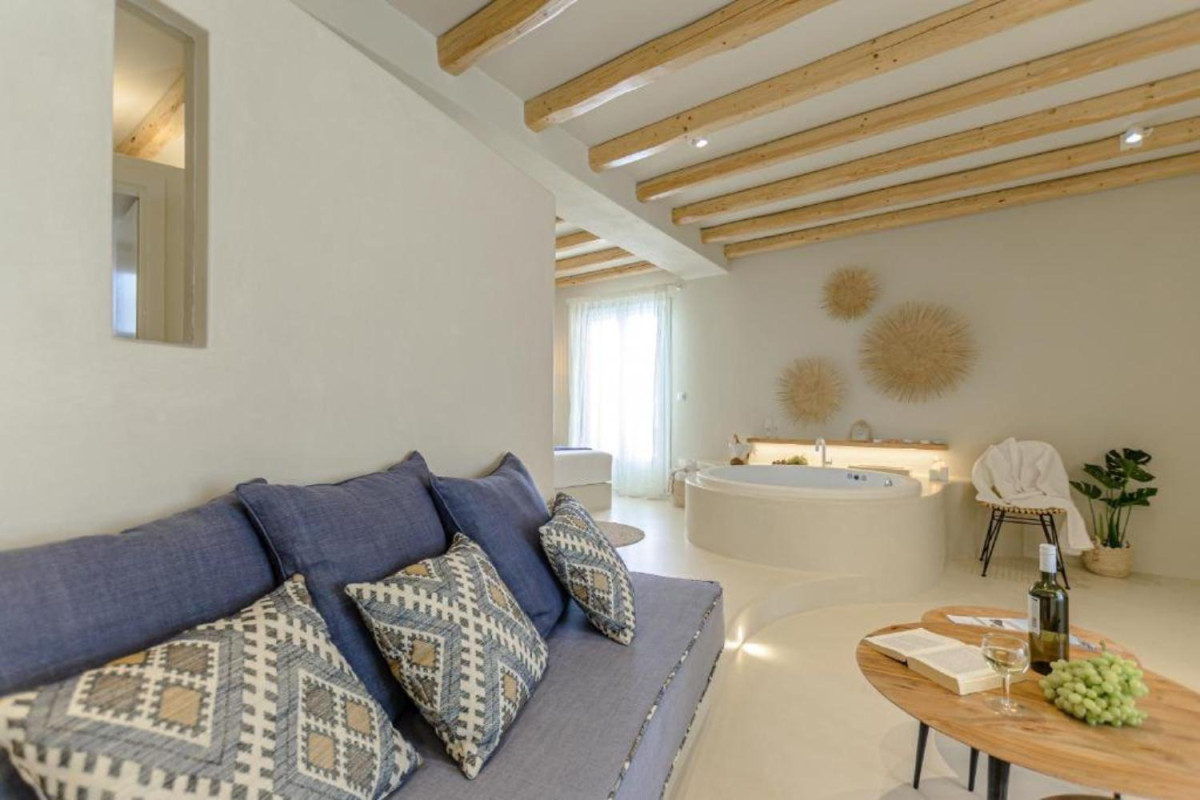 Antony Suites