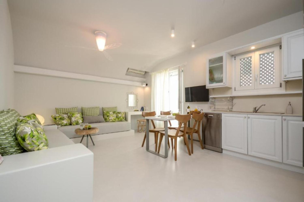 Antony Suites
