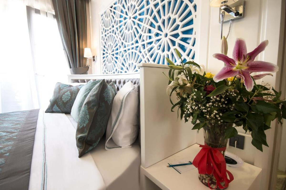ANTUSA PALACE HOTEL  SPA