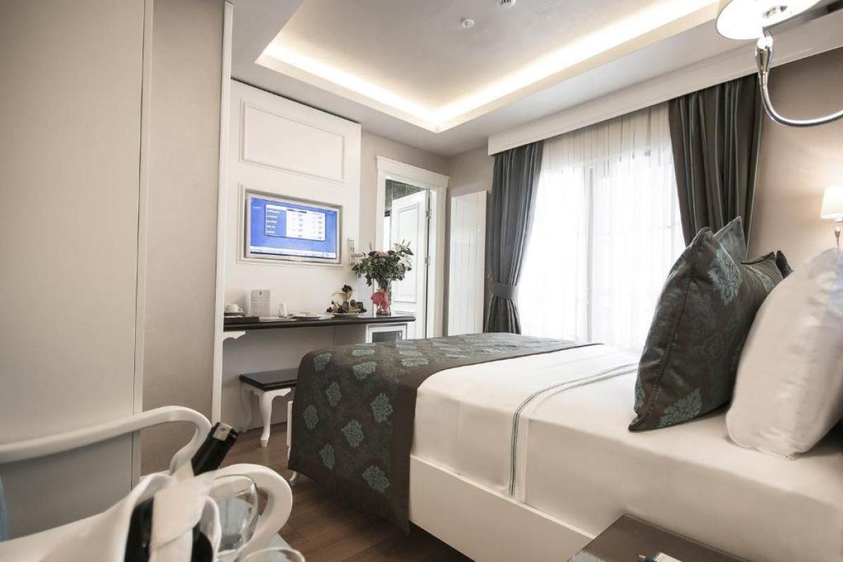 ANTUSA PALACE HOTEL  SPA