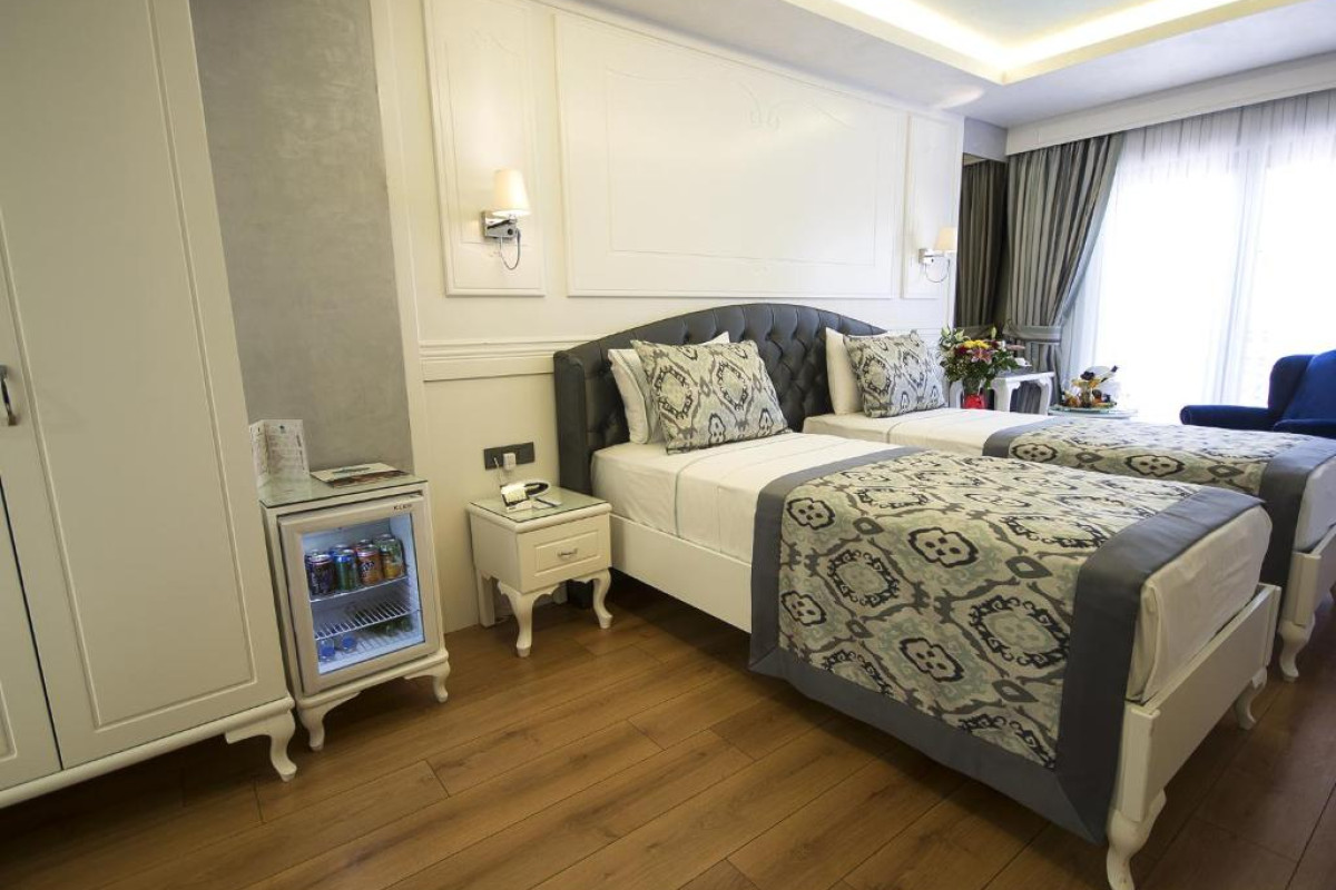 ANTUSA PALACE HOTEL  SPA