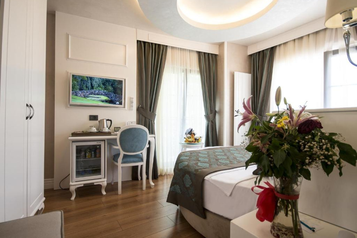 ANTUSA PALACE HOTEL  SPA
