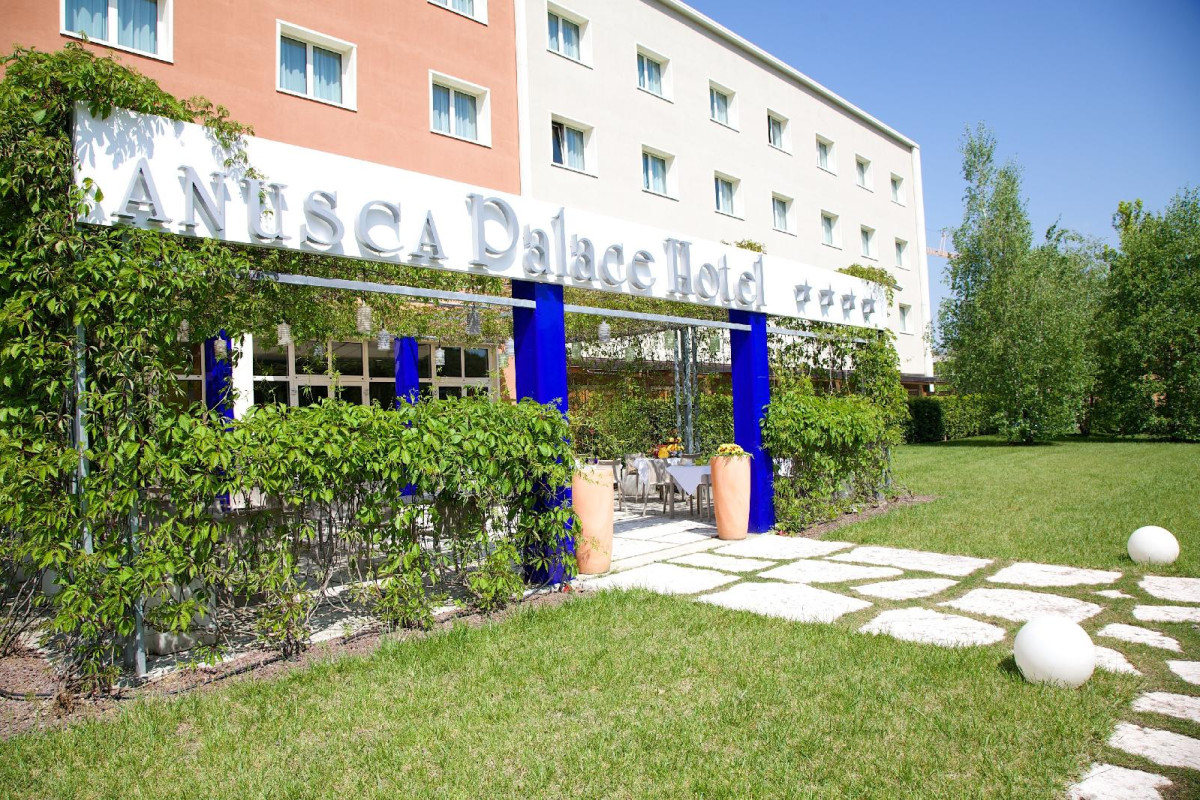 Anusca Palace Hotel