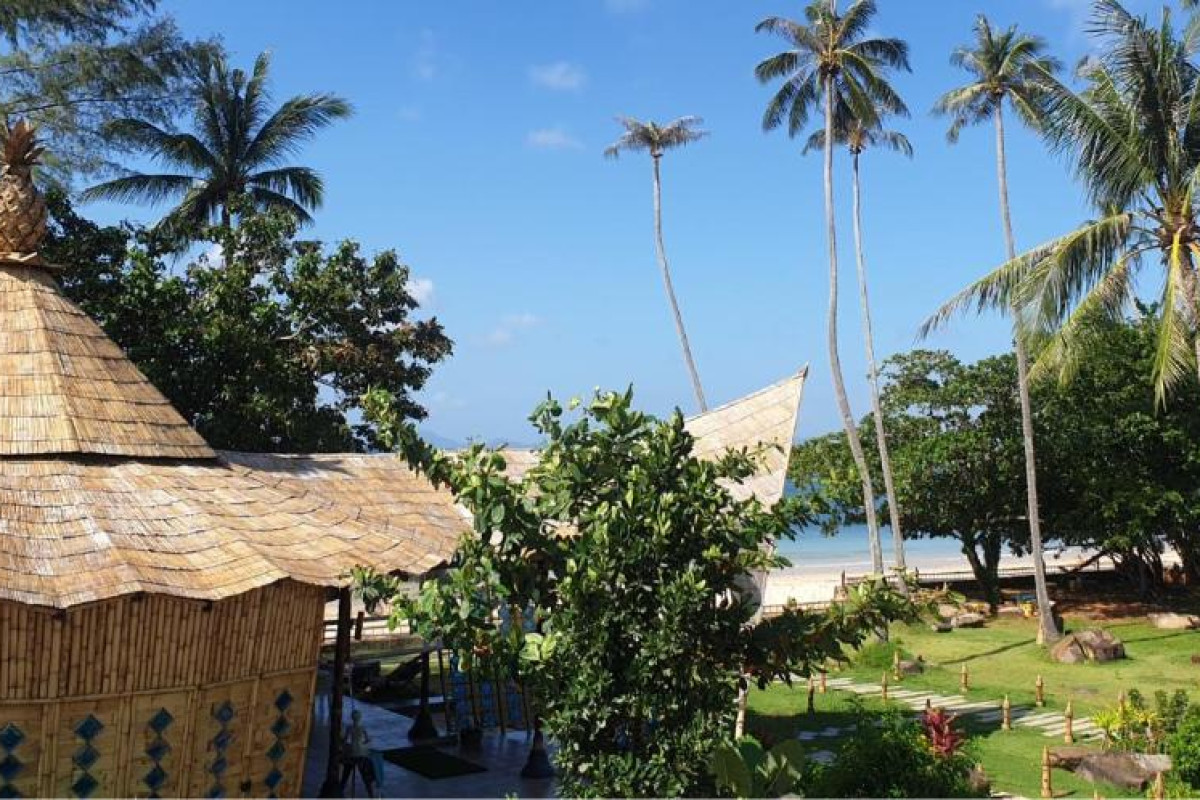 Anyavee Krabi Beach Resort