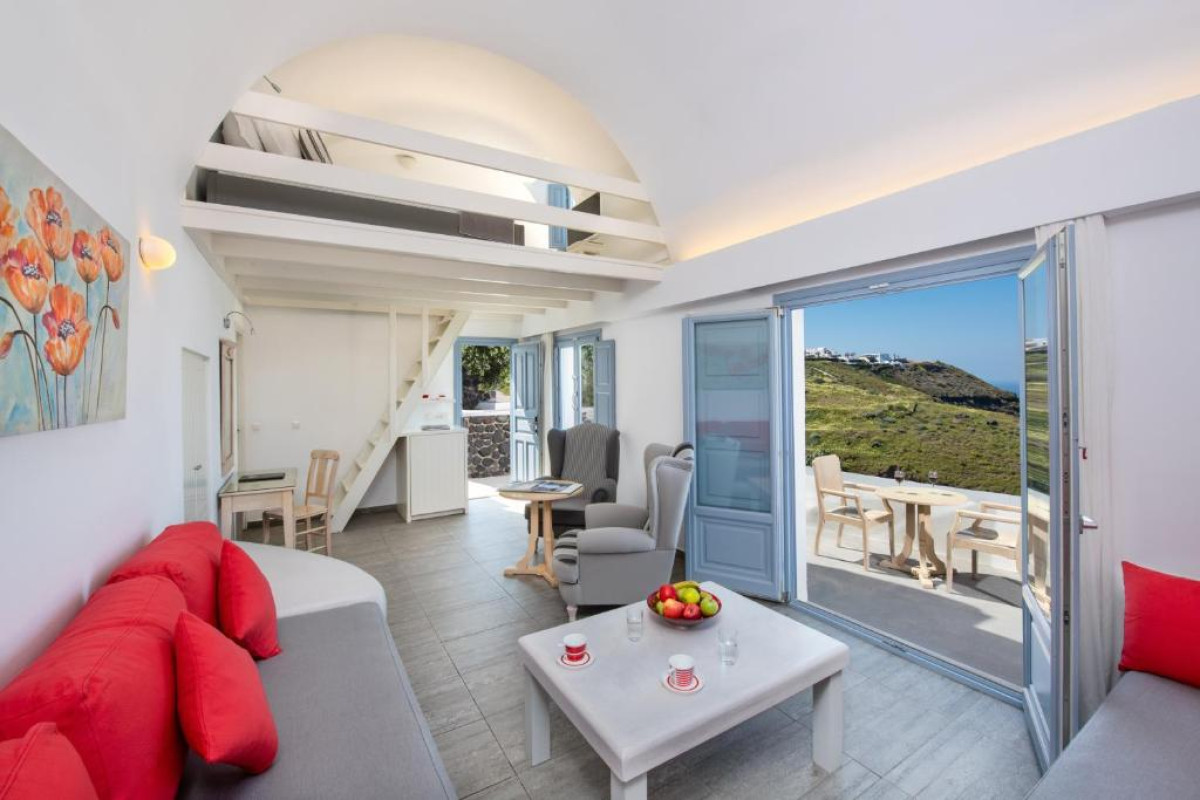 Apanemo Hotel & Suites Santorini