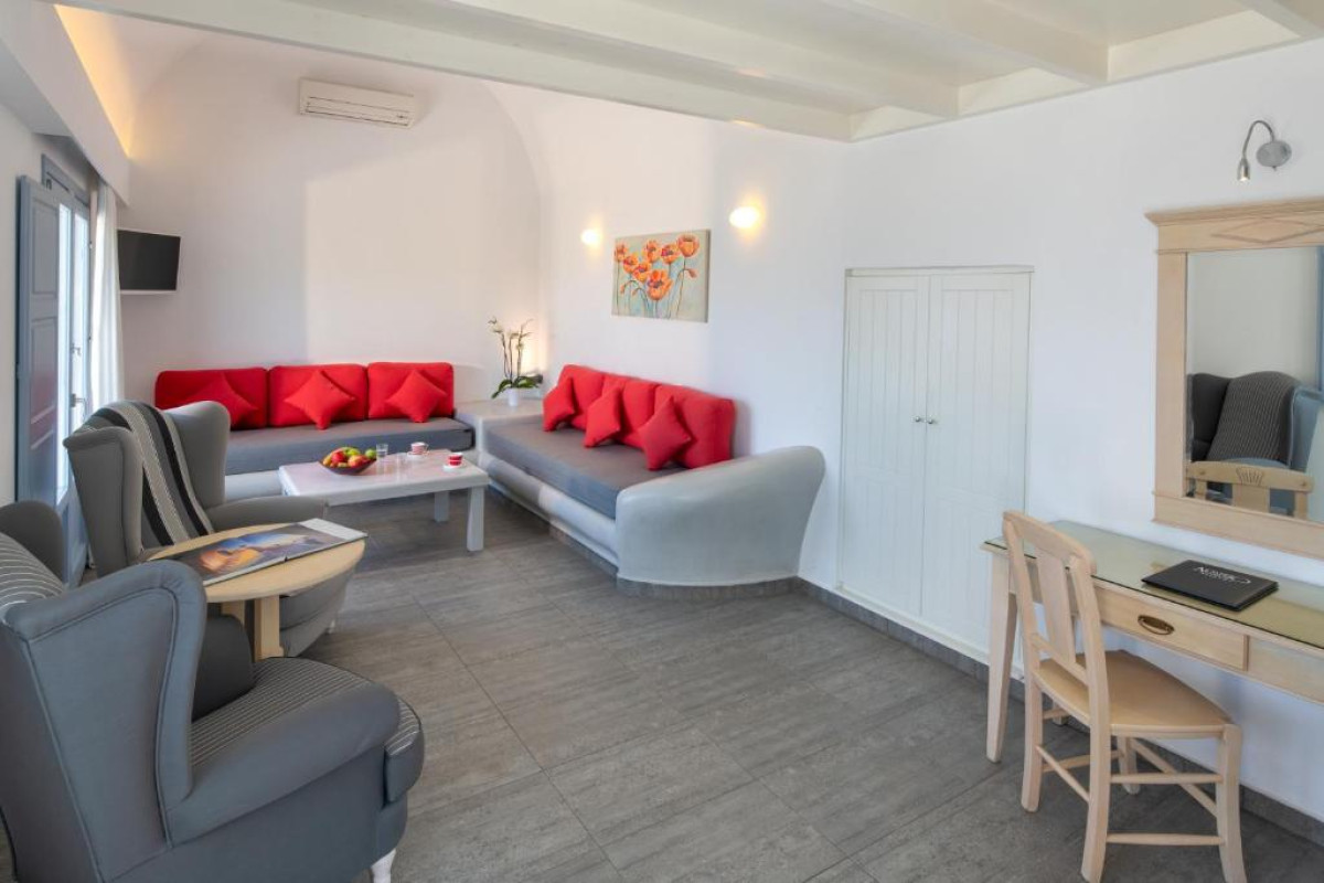 Apanemo Hotel & Suites Santorini