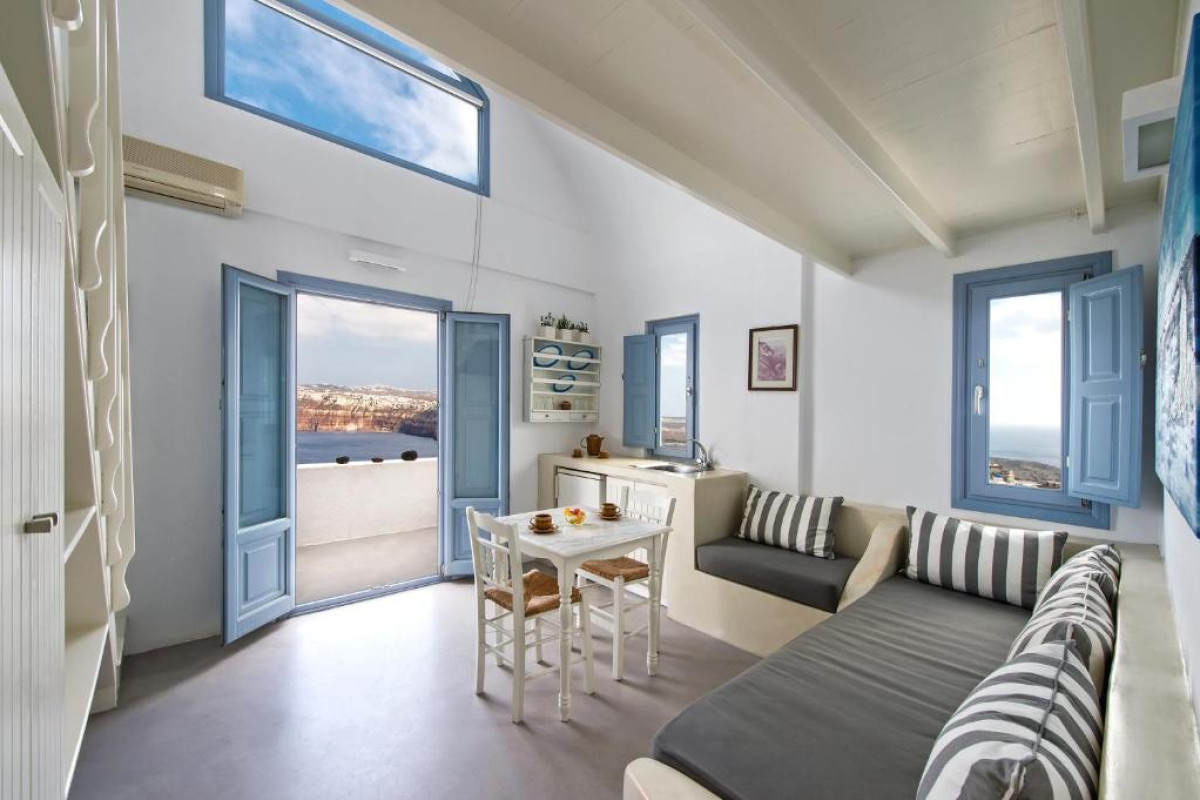 Apanemo Hotel & Suites Santorini