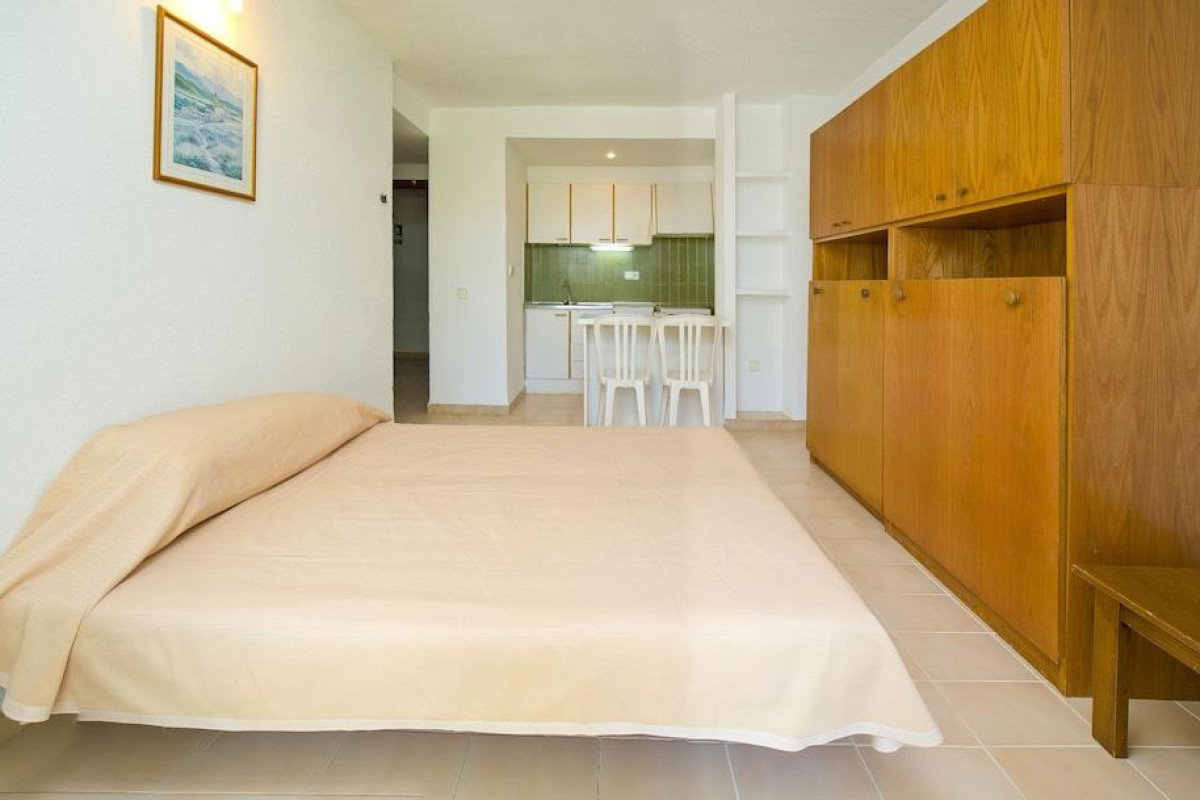 Apartamentos Cala LLonga Playa Ibiza