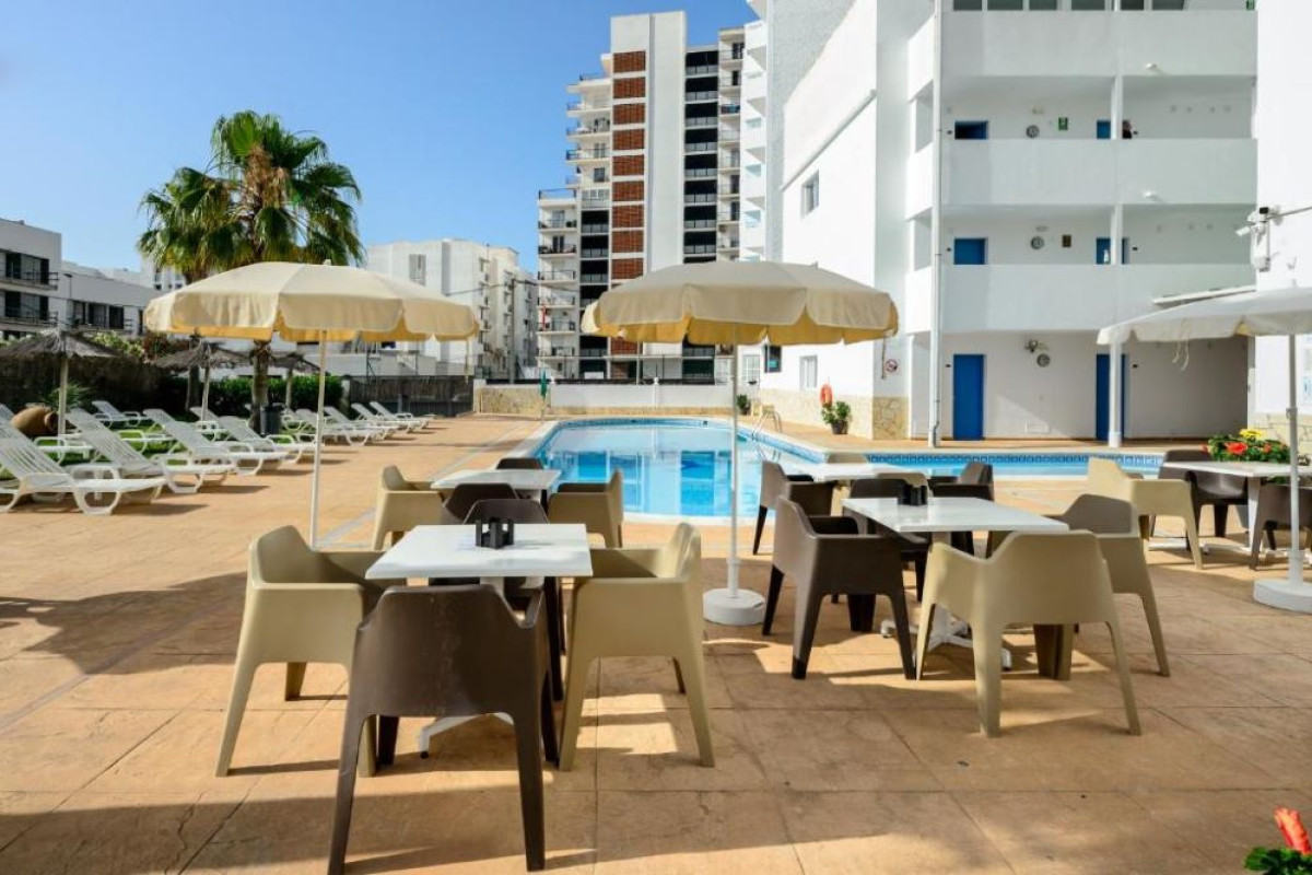 Aparthotel Vibra Central City - Adults only