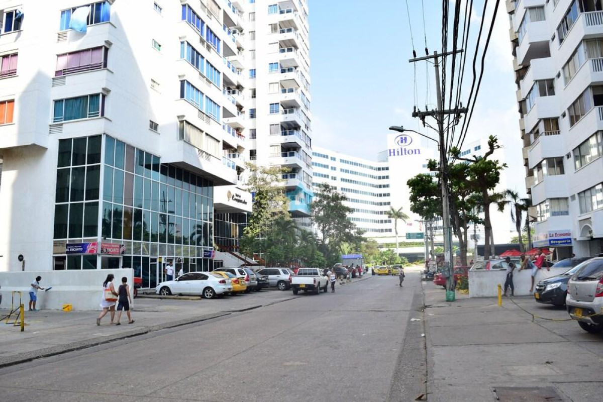 Apartamentos Con Vista Al Mar - Edificio Conquistador