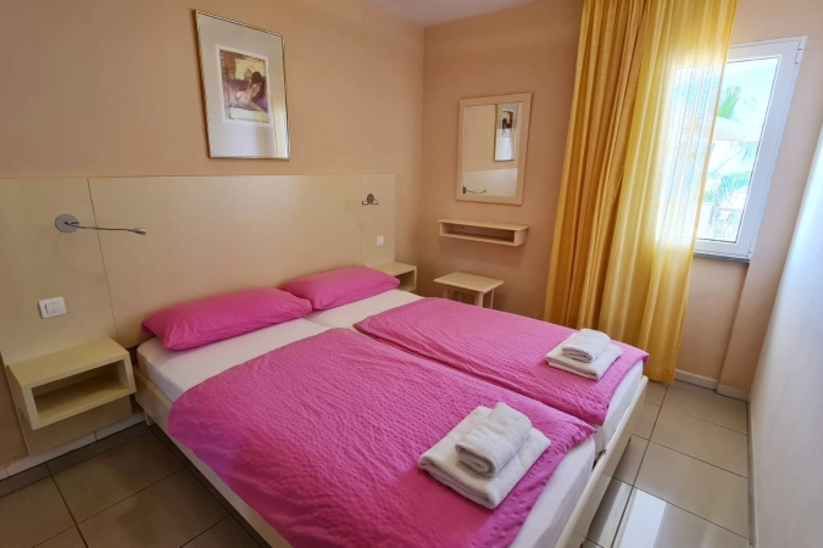 Apartamentos Curasol