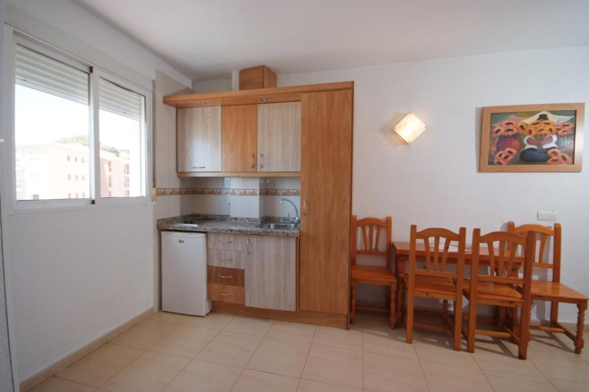 APARTAMENTOS DORAMAR