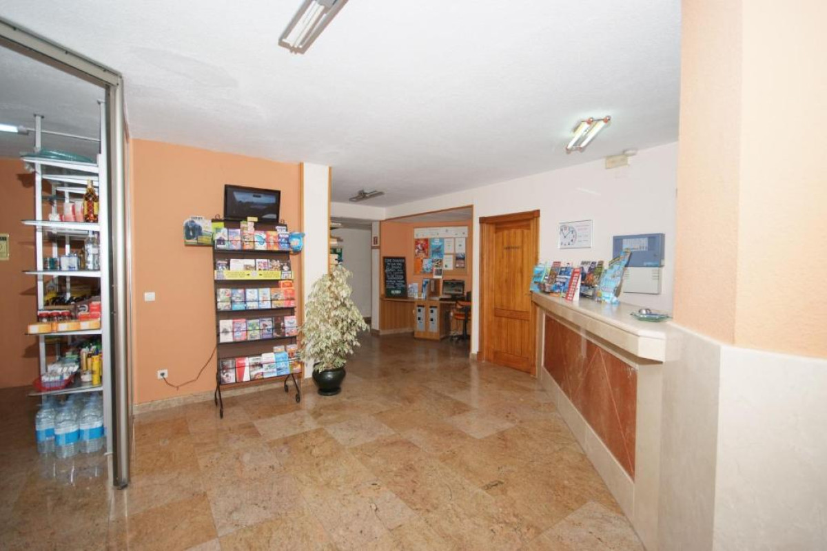 APARTAMENTOS DORAMAR
