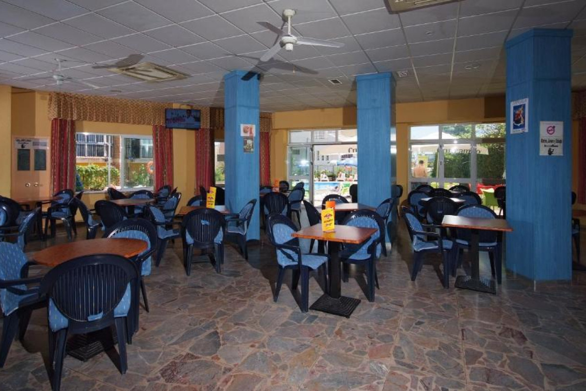 APARTAMENTOS DORAMAR