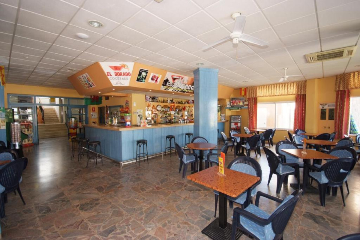 APARTAMENTOS DORAMAR