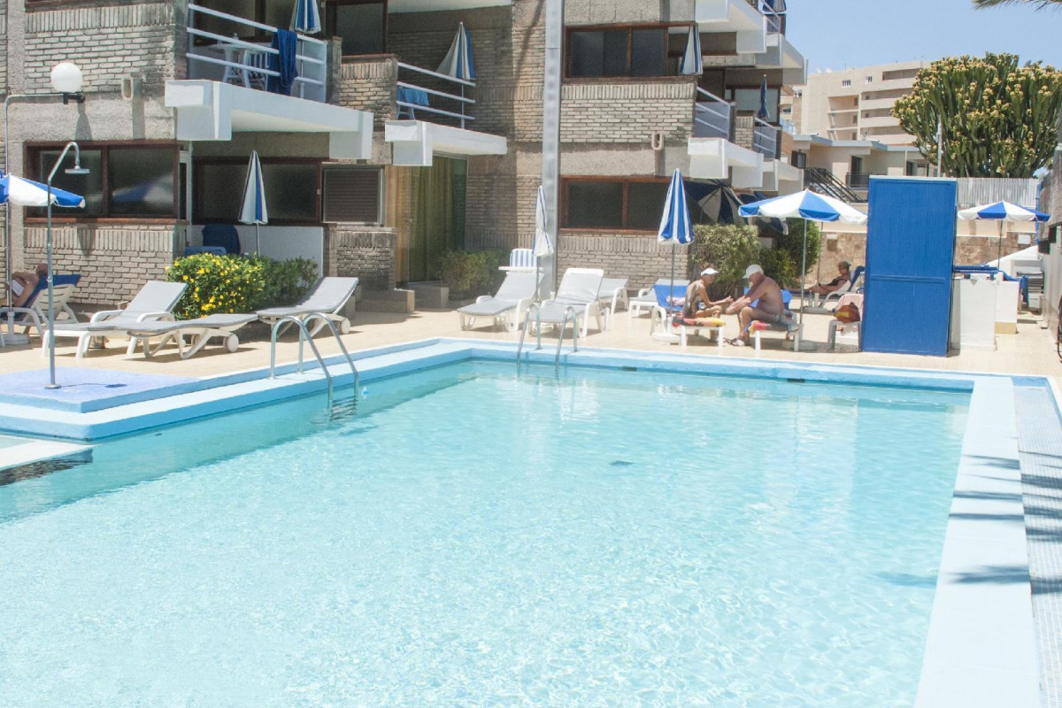 APARTAMENTOS EL PASEO