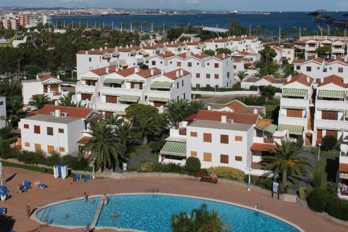 Apartamentos Estival Park