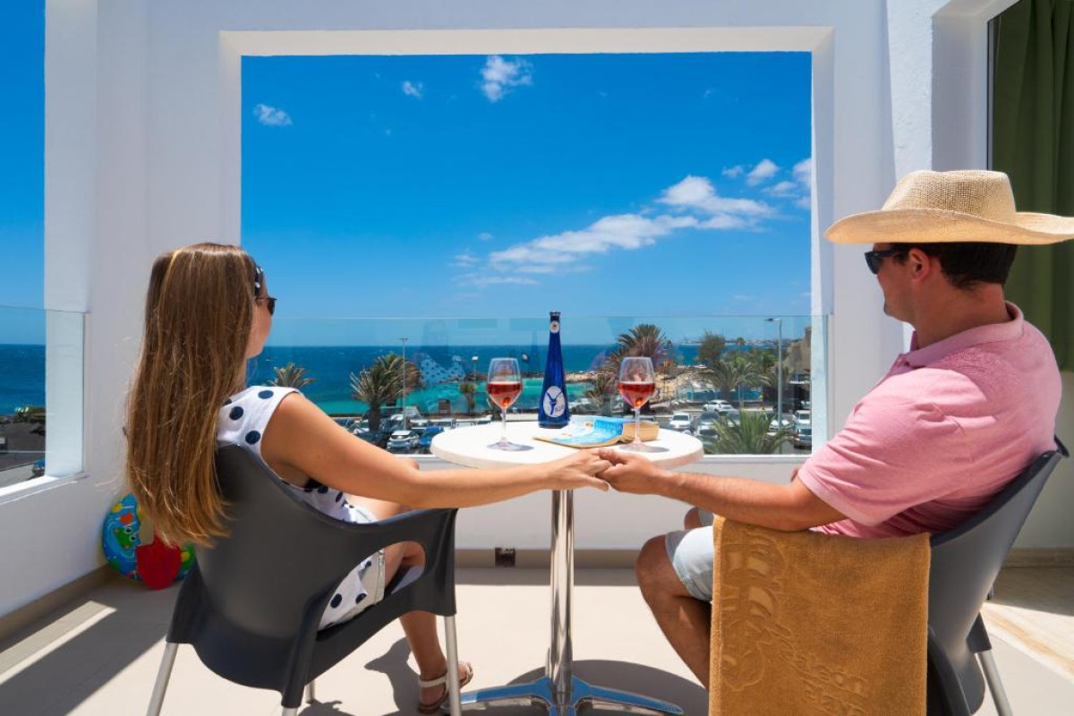 Apartamentos Galeon Playa