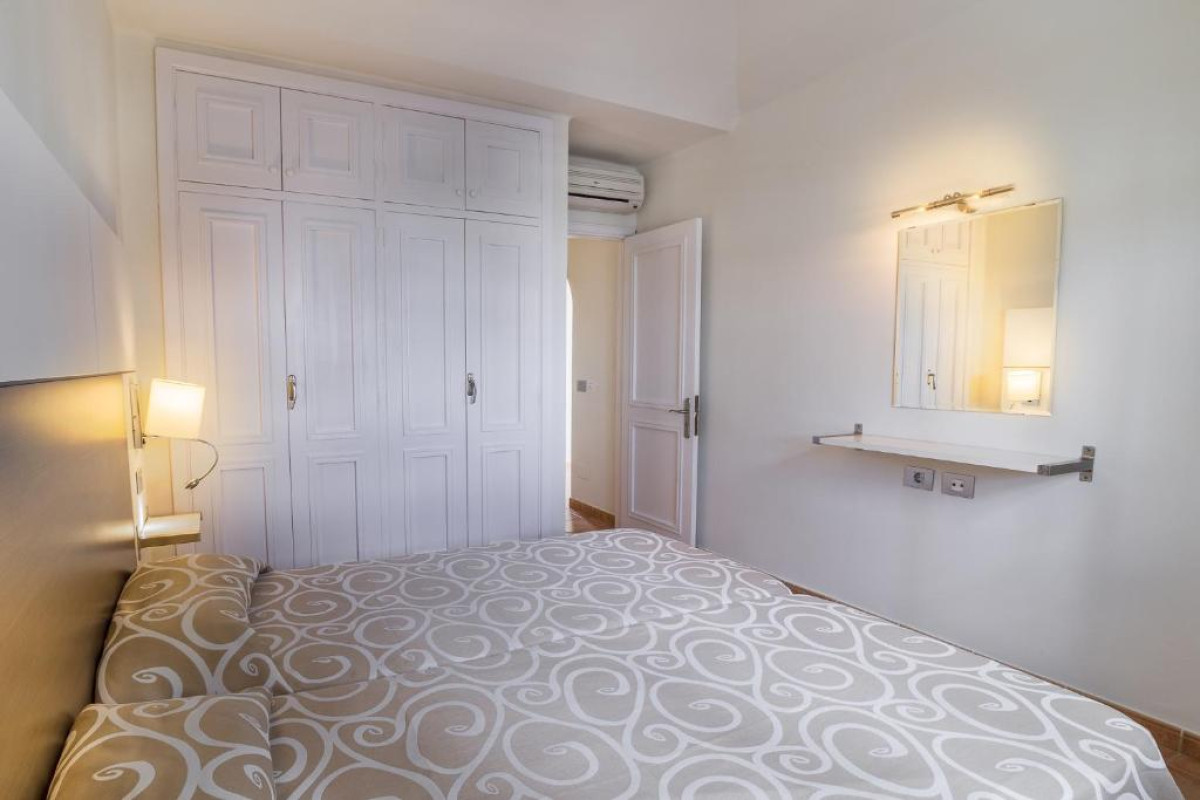 Apartamentos LIVVO Las Gaviotas