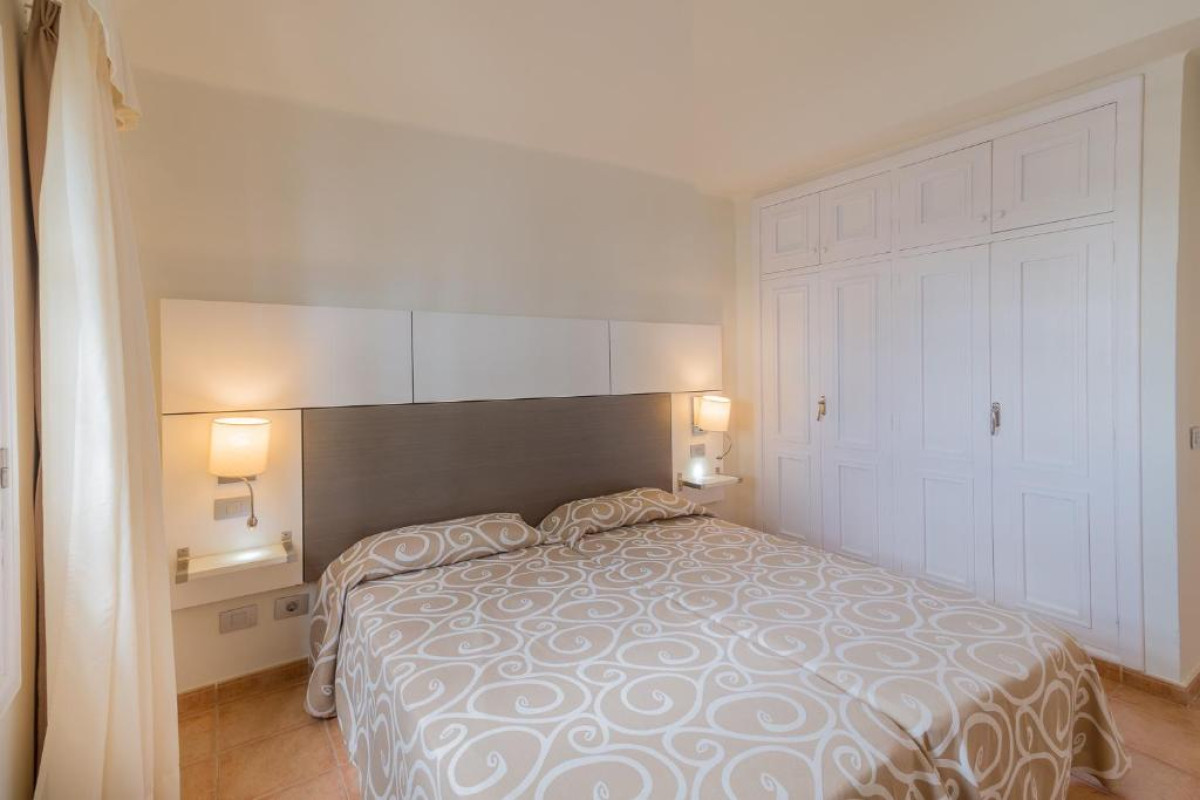 Apartamentos LIVVO Las Gaviotas