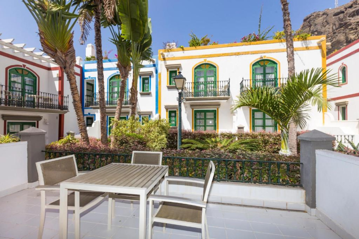 Apartamentos LIVVO Puerto de Mogan