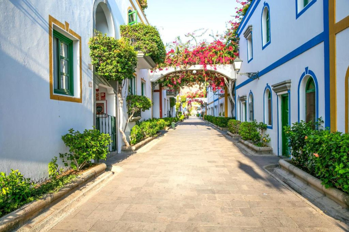 Apartamentos LIVVO Puerto de Mogan