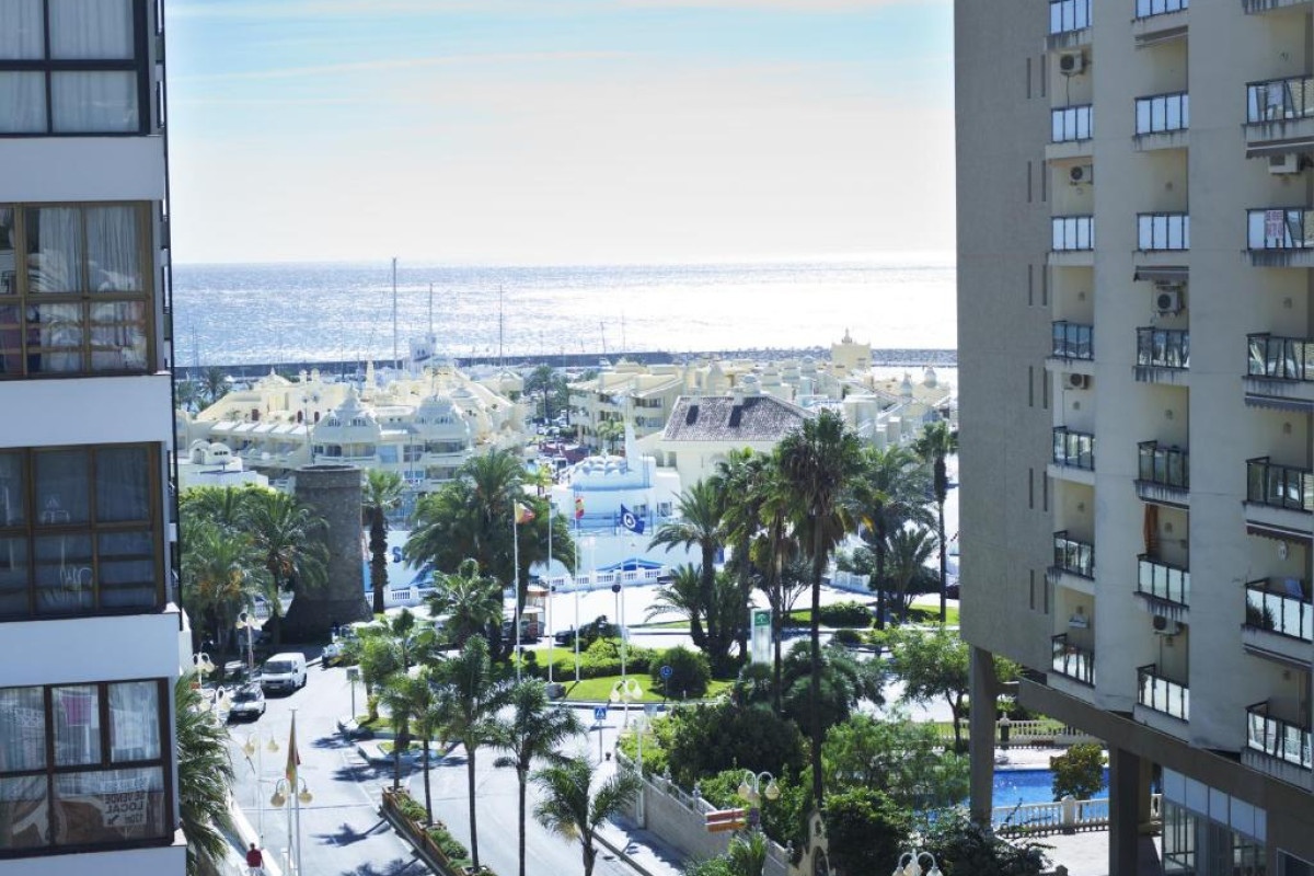 Apartamentos MS Puerto Marina