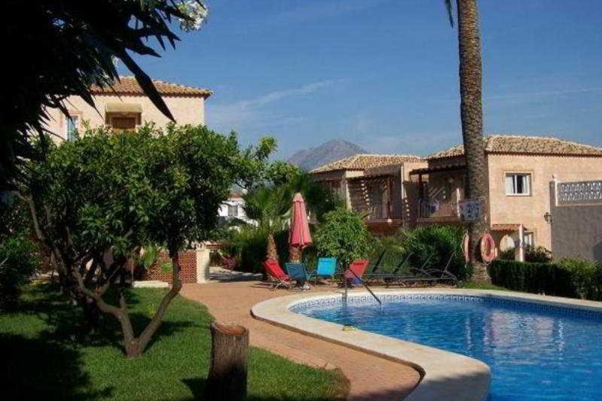 Apartamentos Mundaka Albir