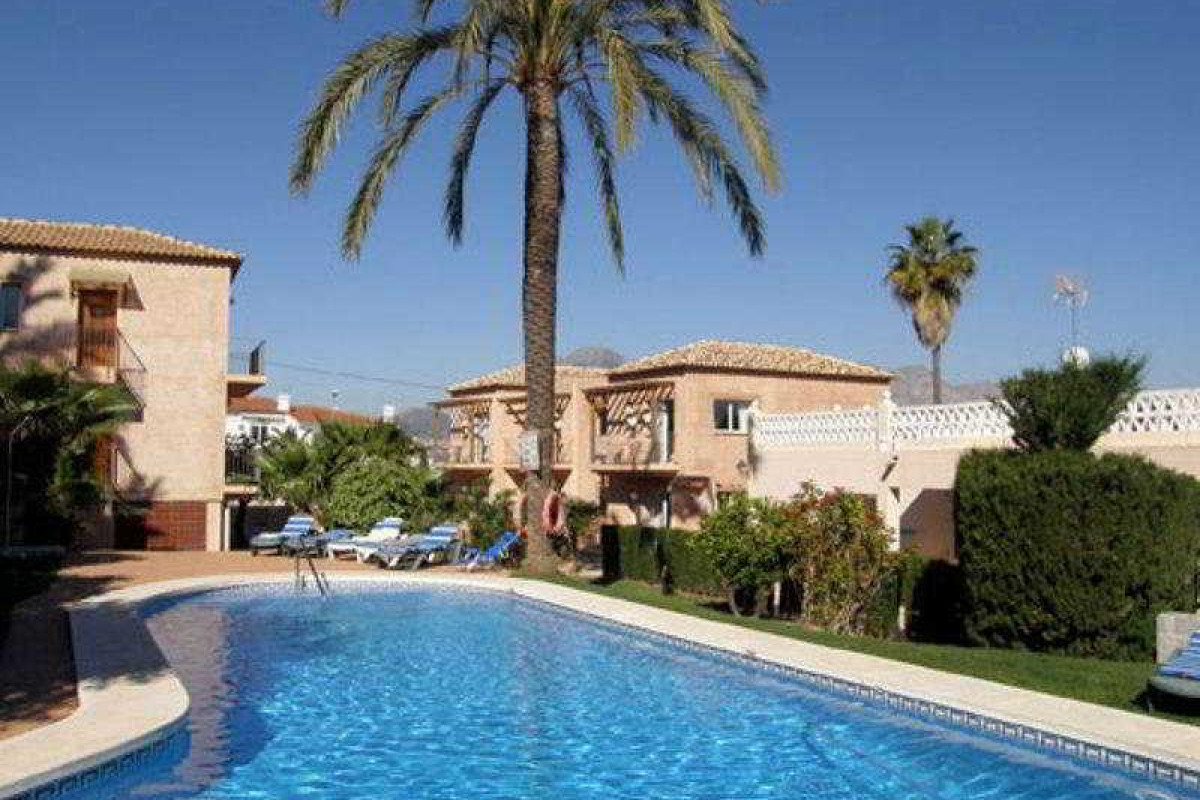 Apartamentos Mundaka Albir