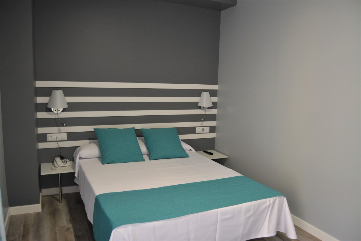Apartamentos RF Bambi Adults Only