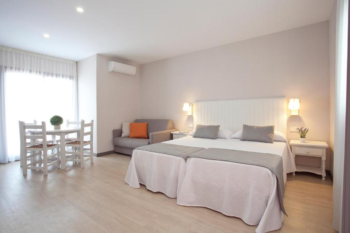 APARTAMENTOS RIBERA