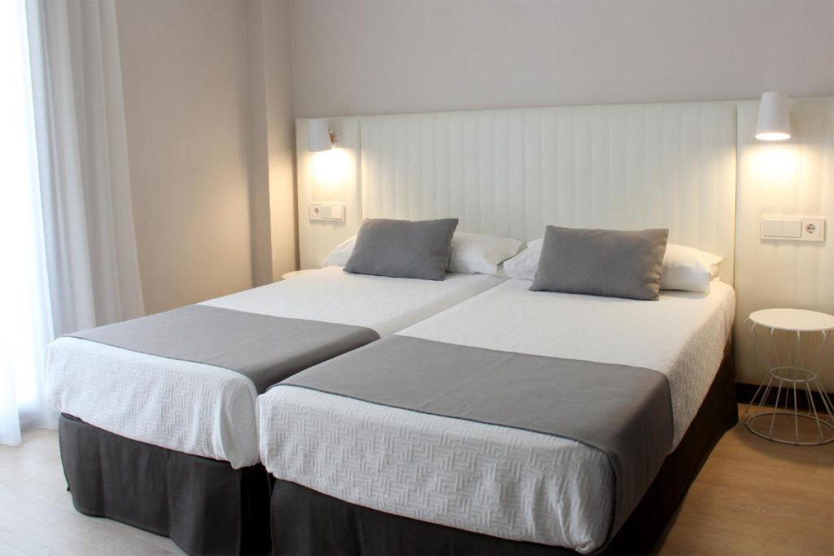 APARTAMENTOS RIBERA