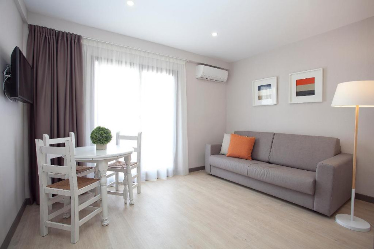 APARTAMENTOS RIBERA